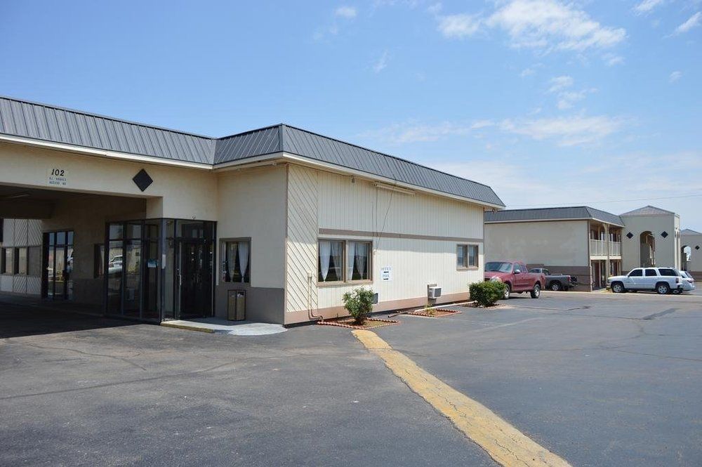 Regency Inn & Suites Elk City Exterior foto
